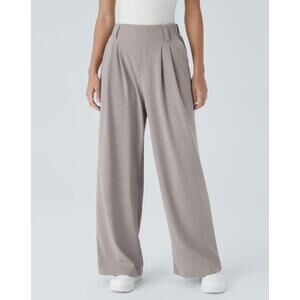 Halara grey waffle straight leg pants in size Large work or casual